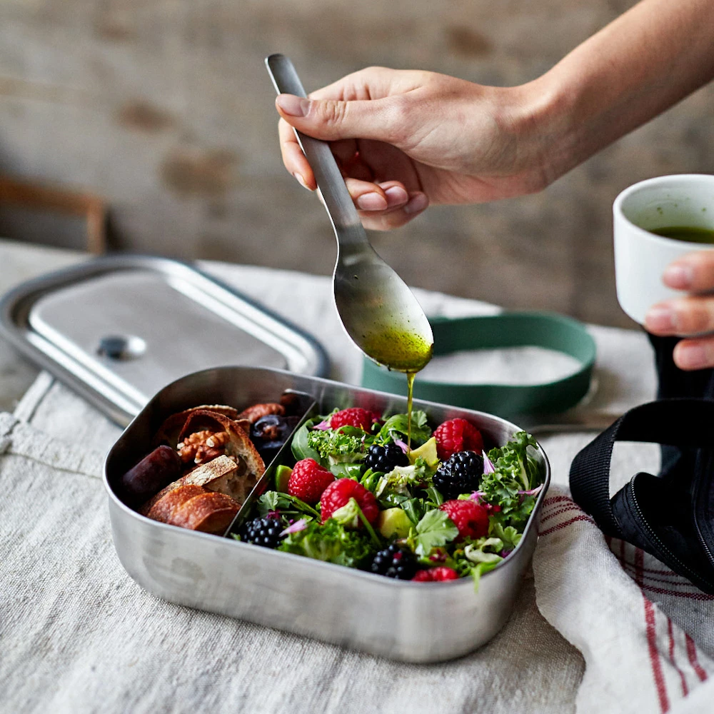 Black + Blum Lunch Box In Stainless Steel With Silicone Strap Large 1 0 L 34 Fl Oz Orange 11 Black + Blum Lunch Box In Stainless Steel With Silicone Strap Large 1 0 L 34 Fl Oz Orange
