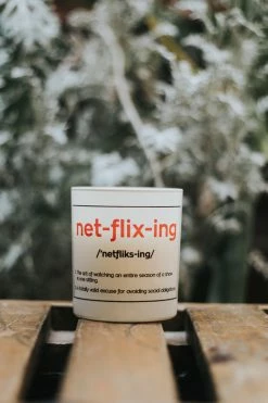 Fisura Netflixing Candle