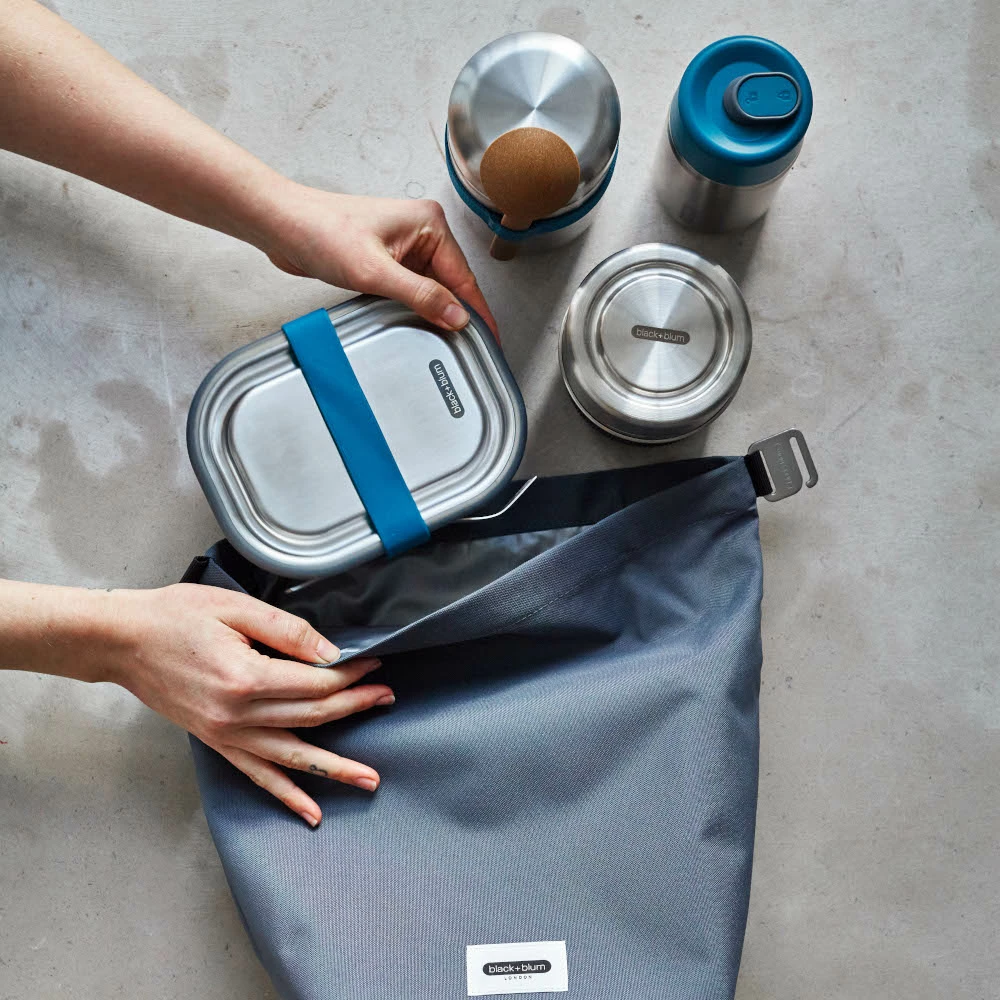 Black + Blum Lunch Bag In Sustainable Eco Friendly Recycled PET 6 7 L 235 Fl Oz Olive 12 Black + Blum Lunch Bag In Sustainable Eco Friendly Recycled PET 6 7 L 235 Fl Oz Olive